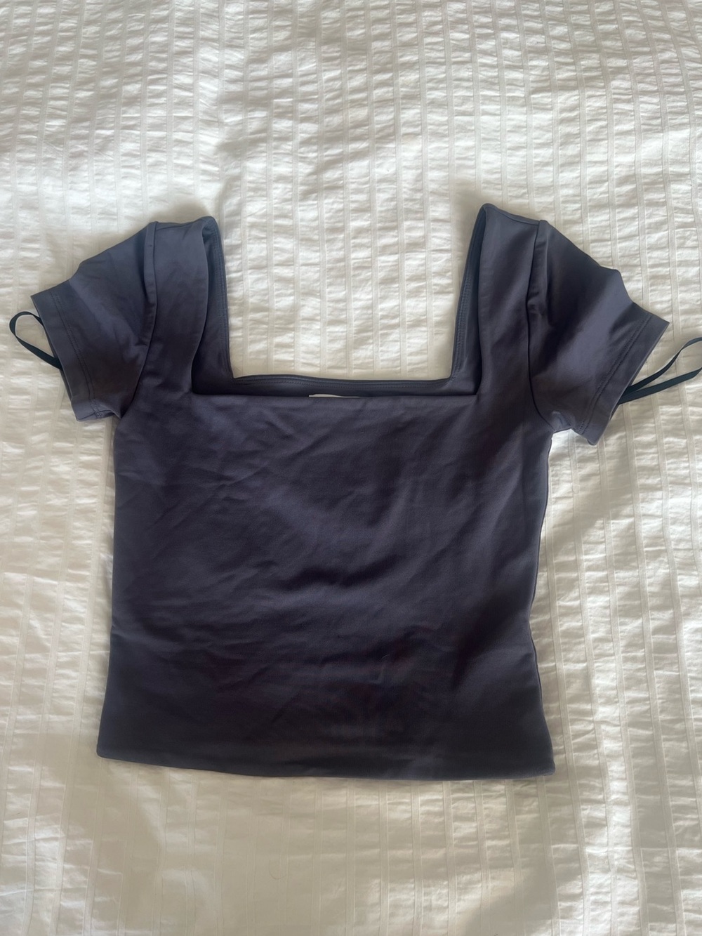 Aritzia Babaton Contour Square Neck Cropped T-Shirt